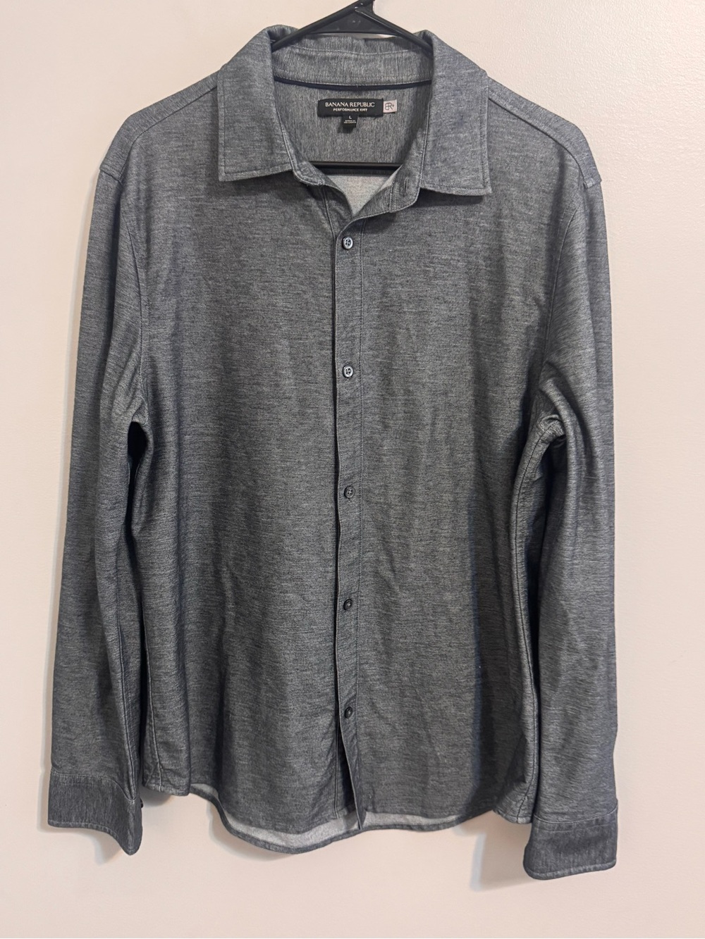 Banana Republic Men’s L Gray Performance Knit Long Sleeve Button Down Shirt